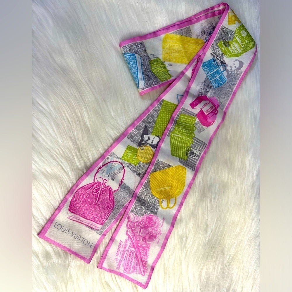 LOUIS VUITTON travel silk bandeau